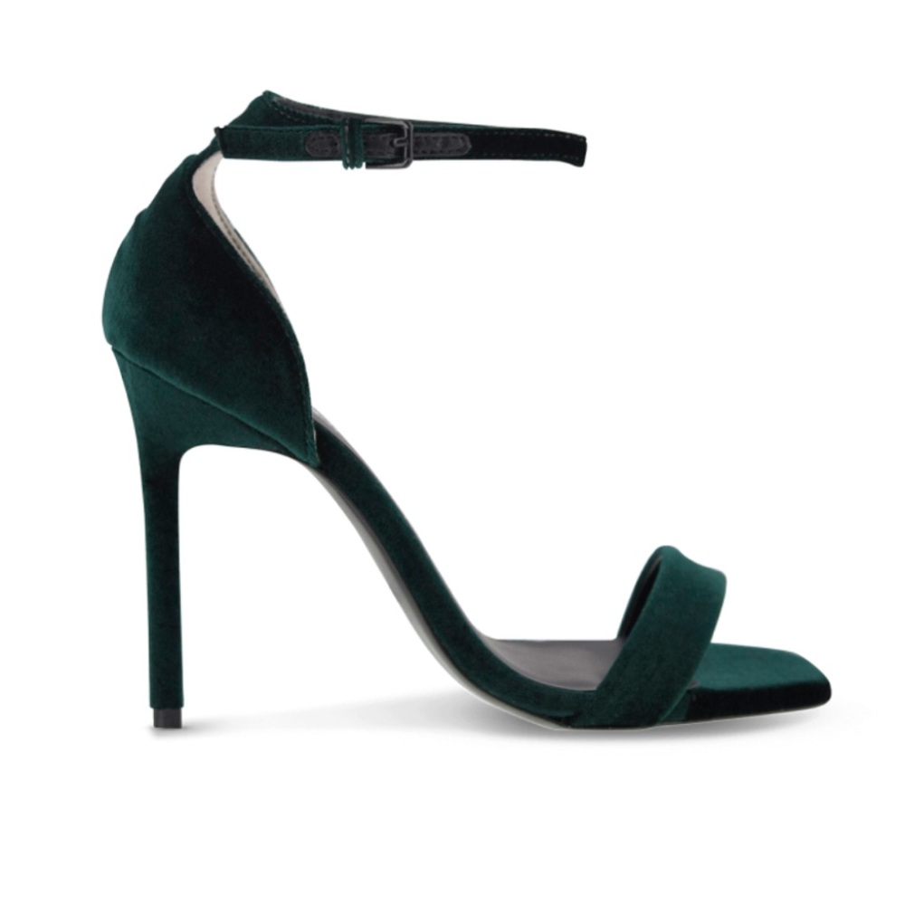 TONY BIANCO Sacha Forest Velvet Heals- NWT